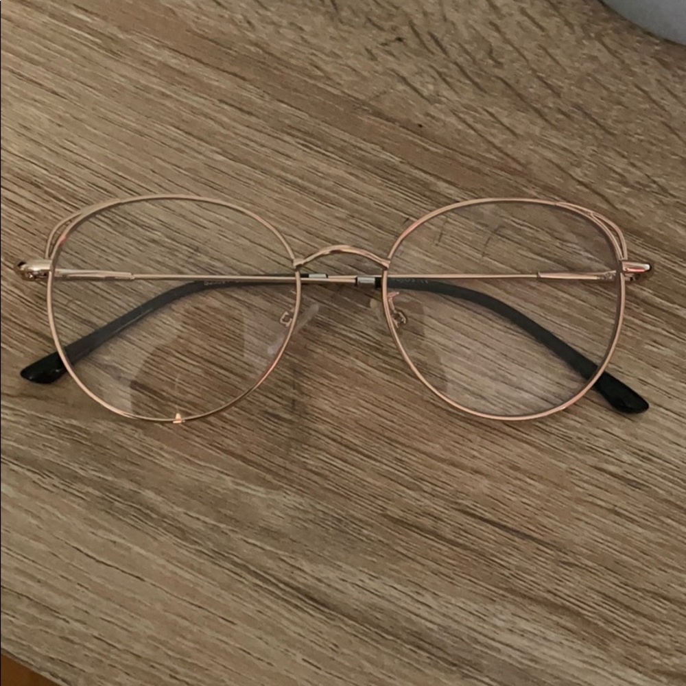Blue light glasses - worn a few times